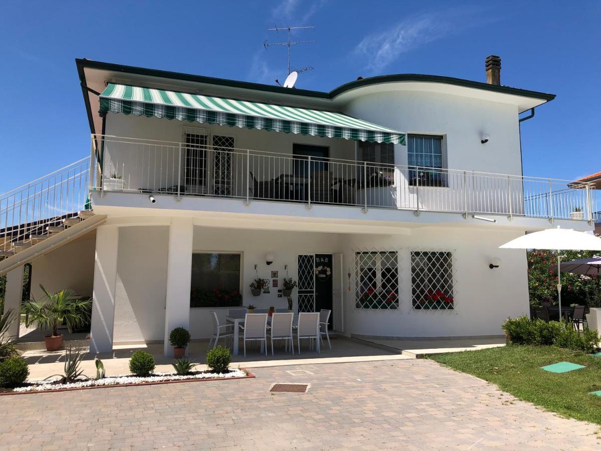 Bed And Breakfast Da Beatrice Sirmione Exterior foto